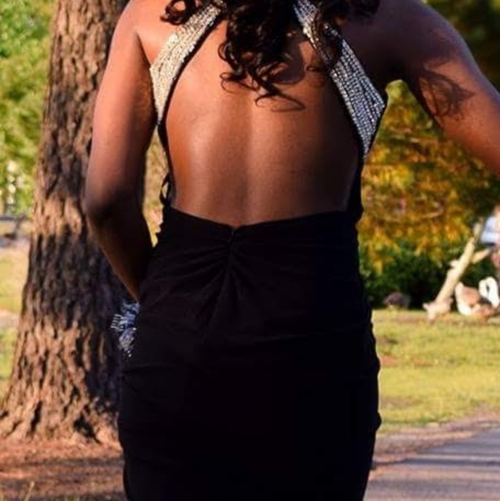 Prom Dress - Picture 2 of 5